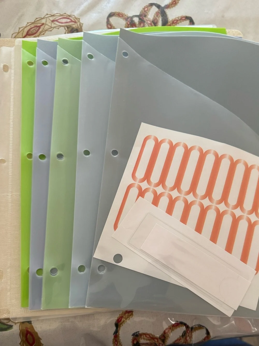 3-Ring Binder - Cream 2